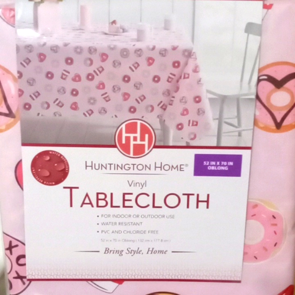 Valentine's Day Tablecloth ♥️♥️